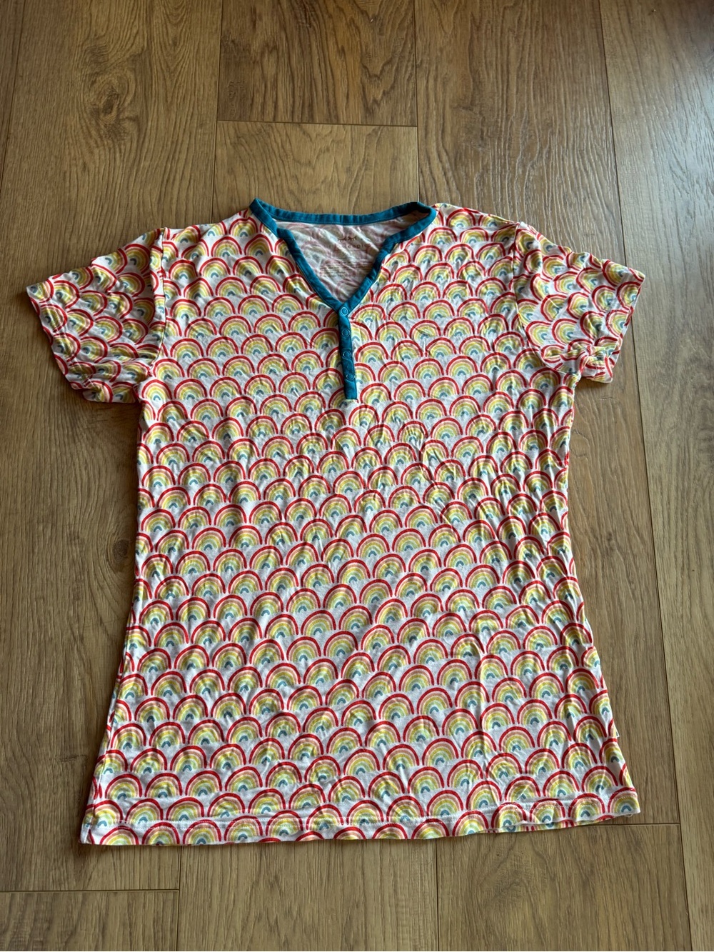 LITTLE SLEEPIES Primary Rainbow Print Short Sleeve Pajama Top & Bottom